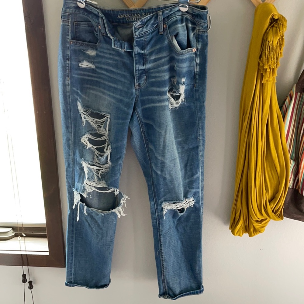 American Eagle distressed TomGirl jeans